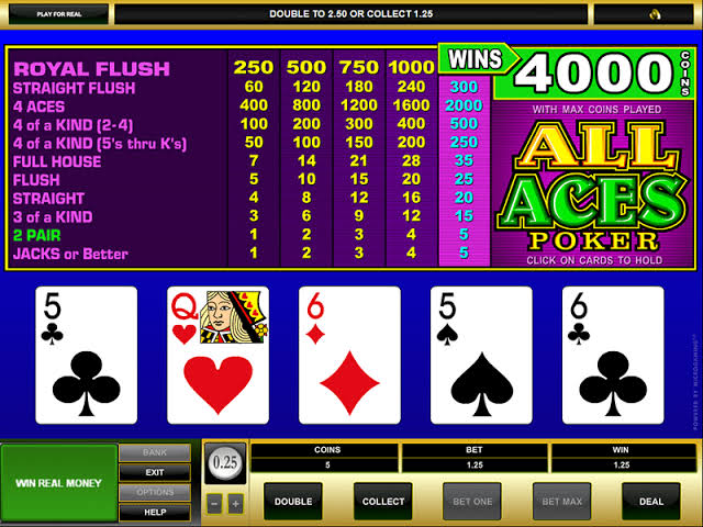Klasszikus Microgaming All Aces Poker fizetési tábla négyes ásszal 2 000 érméért ötérméses fogadásnál